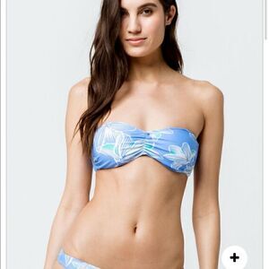 SISSTREVOLUTION Rikki Bandeau Bikini Top Size M